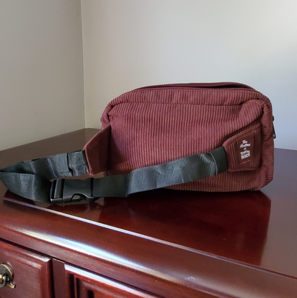 Timbiebs Fanny Pack - Picture 3 of 3